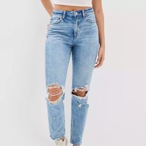 American Eagle Mom Jean